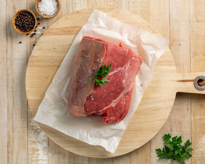 ANGUS BEEF ROAST AND SLOW-COOK BOX +/-11KG